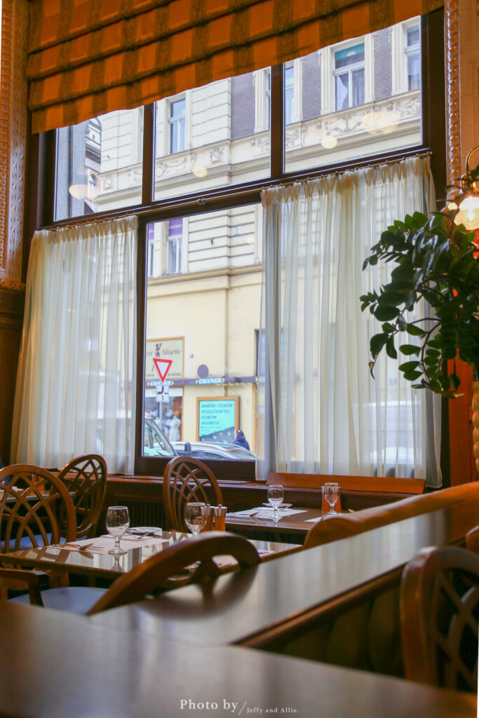 布拉格 帝國咖啡廳 Cafe Imperial13